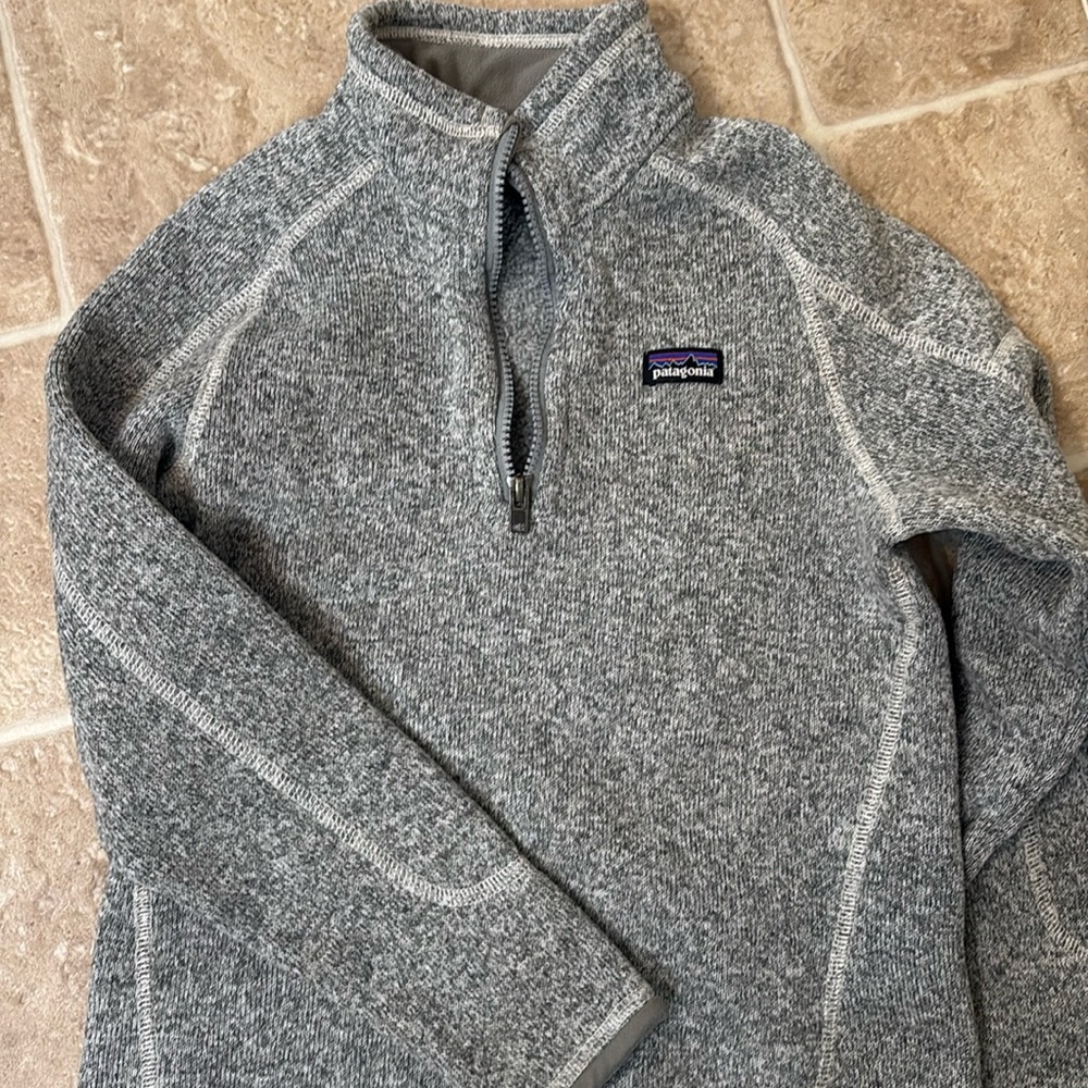 Girls pullover